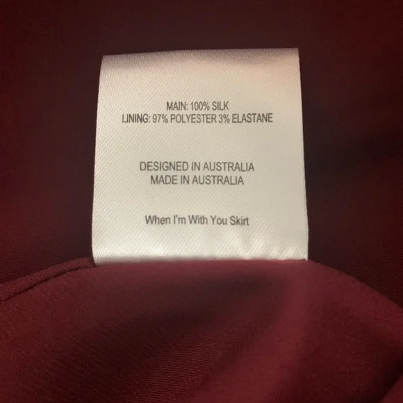 ✨Host Pick✨ Brand new Alannah Hill 100% Silk Floral Skirt Size 6 - Picture 5 of 6